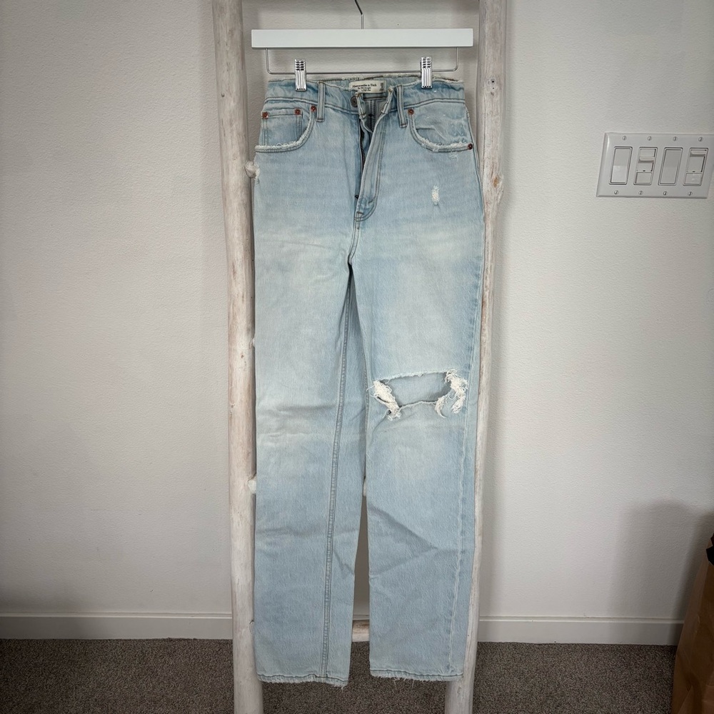Abercrombie & Fitch Light Wash Straight Leg Jeans